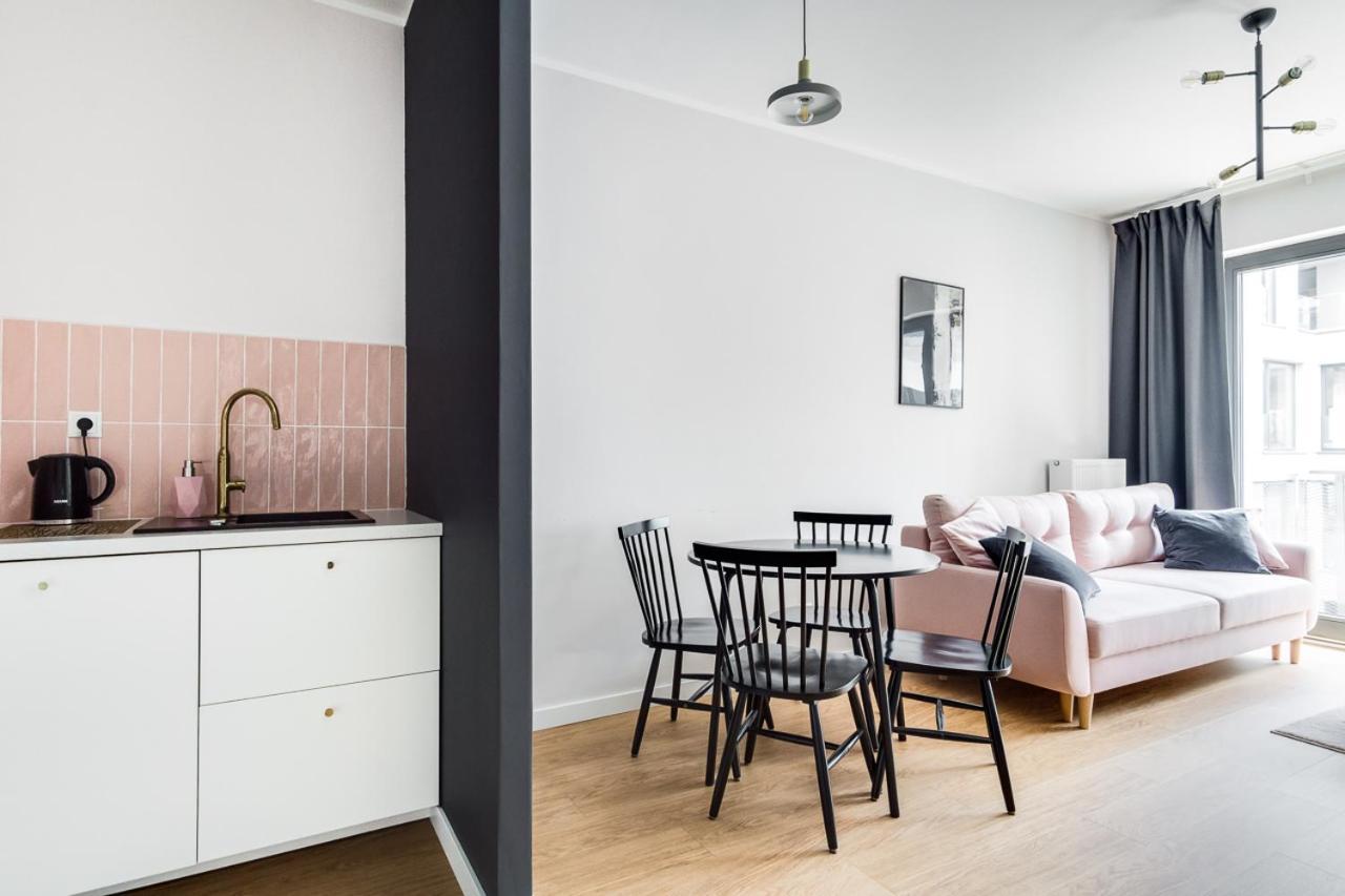 Apartament Male Garbary Poznań Exterior foto